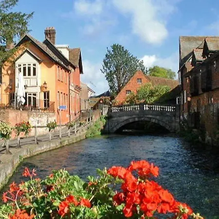 City Centre Riverside Apartment Winchester Exterior photo