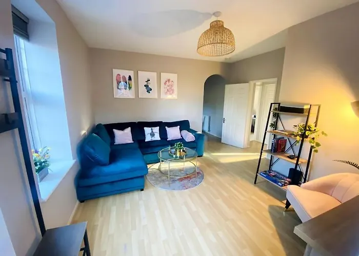 City Centre Riverside Apartment